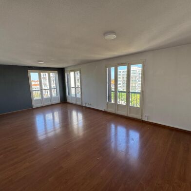 Appartement 4 pièces 790 €