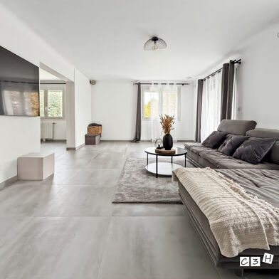 Appartement 5 pièces 298000 €