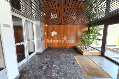 Appartement 4 pièces 91900 €