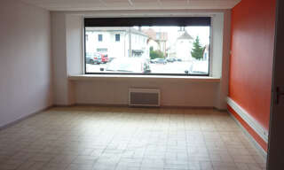 Commerce  97 m² à louer à Damprichard (25450)