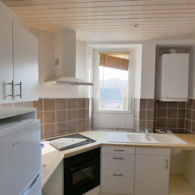 Appartement 3 pièces 900 €