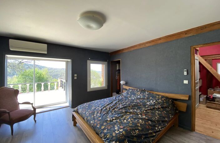 Bel ensemble immobilier , 2 maisons avec belle vue dominante — photo 5