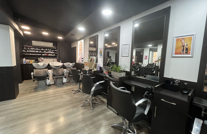 À VENDRE ? Fonds de commerce Salon de Coiffure Castanet Tolosan 60 m2 — photo 4