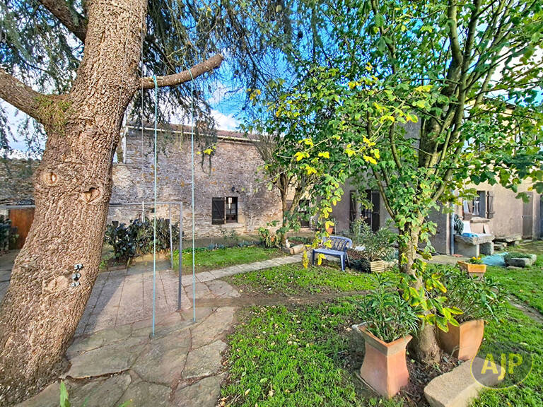 Maison Montaigu Vendee 7 pièce(s) 182 m2 — photo 1
