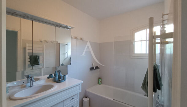 Appartement 3 pièces  à louer Carqueiranne 83320