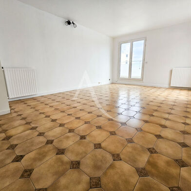 Appartement 3 pièces 1100 €