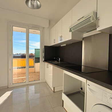 Appartement 3 pièces 1275 €