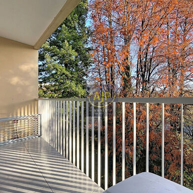 Appartement 4 pièces 278590 €