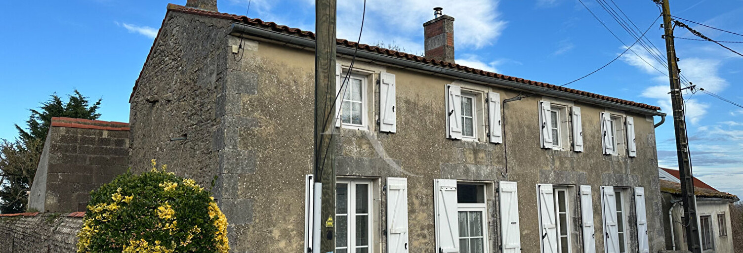 Maison 4 Pièces 130 m² à vendre à Loire-les-Marais (17870)