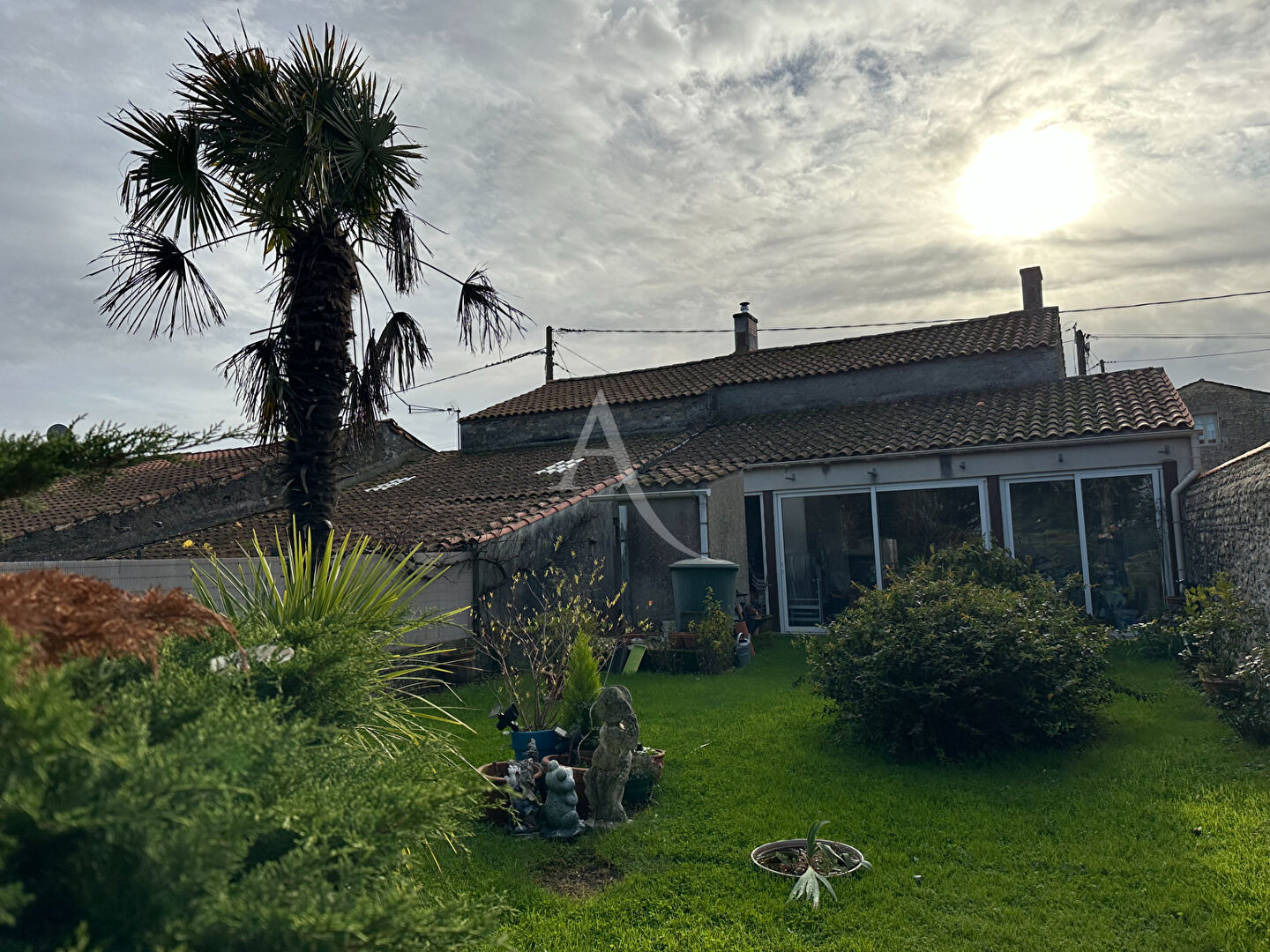 Villa / Maison  T4 à vendre Loire-les-Marais 17870