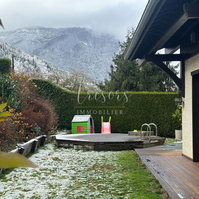 Maison 7 pièces 1090000 €