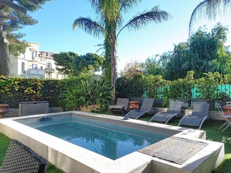 VENTE VILLA 5P VUE MER & PISCINE - CANNES CENTRE — photo 1