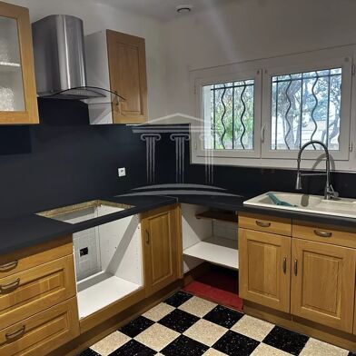 Maison 3 pièces 1067 €