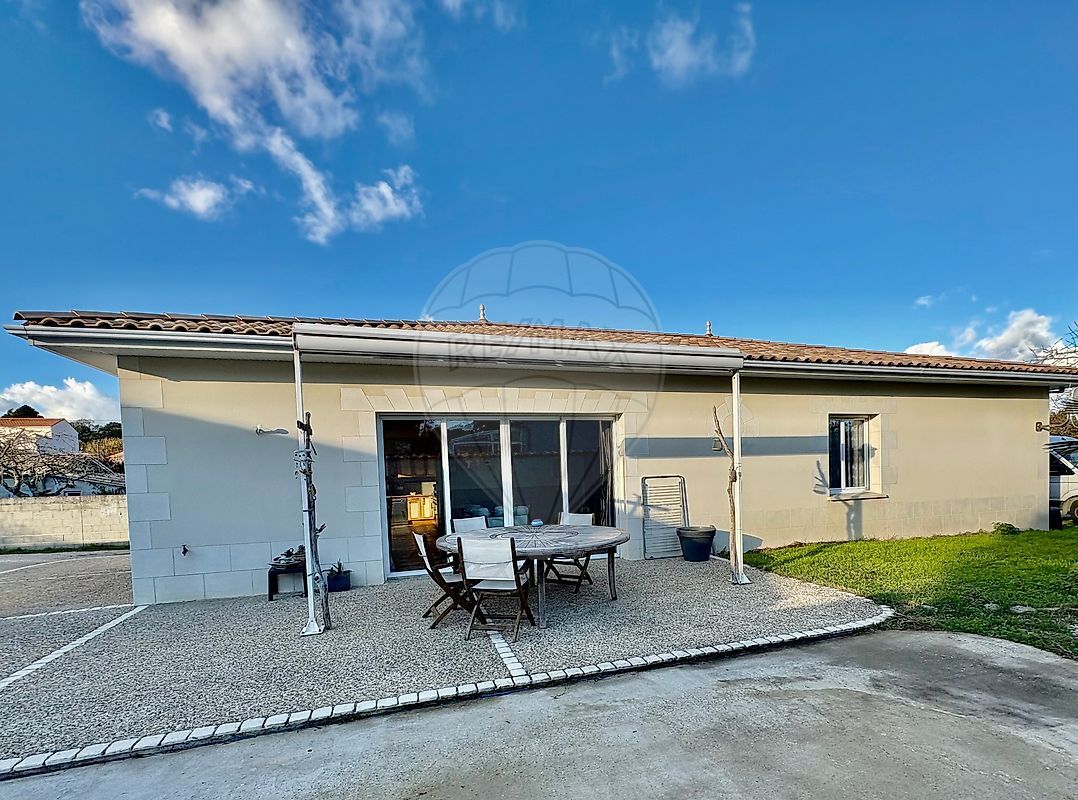 Villa / Maison  T5 à vendre Meschers-sur-Gironde 17132