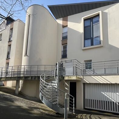 Appartement 4 pièces 950 €