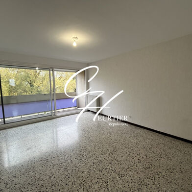 Appartement 2 pièces 690 €