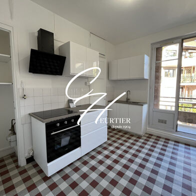 Appartement 1 pièces 550 €