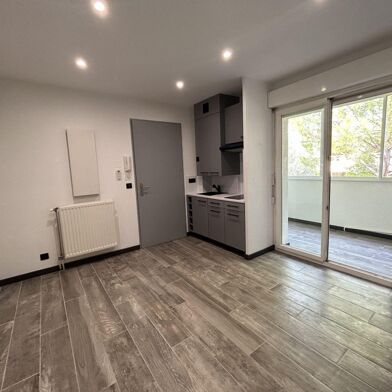 Appartement 2 pièces 780 €