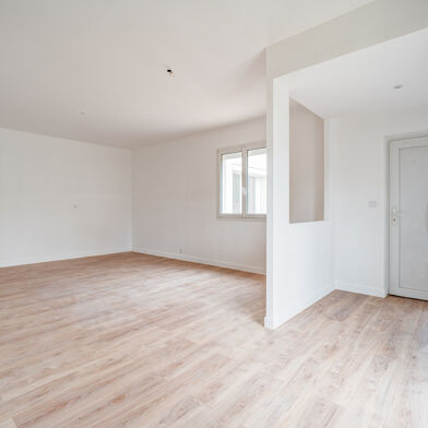 Maison 4 pièces 1450 €