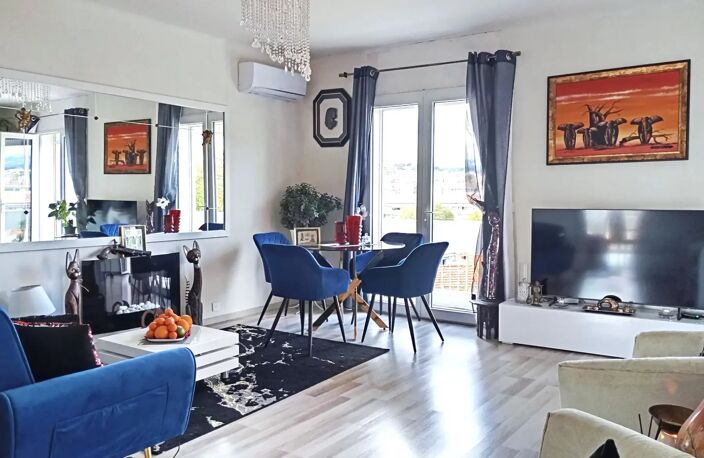 2 Pièces rénové avec balcon et vue dégagée — photo 4