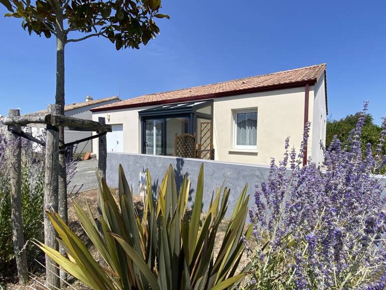 Maison de plain-pied récente, alliant confort et douceur de vivre — photo 1