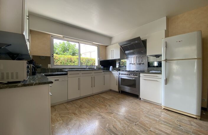 Villa de 200 m2 avec piscine proche plage — photo 3