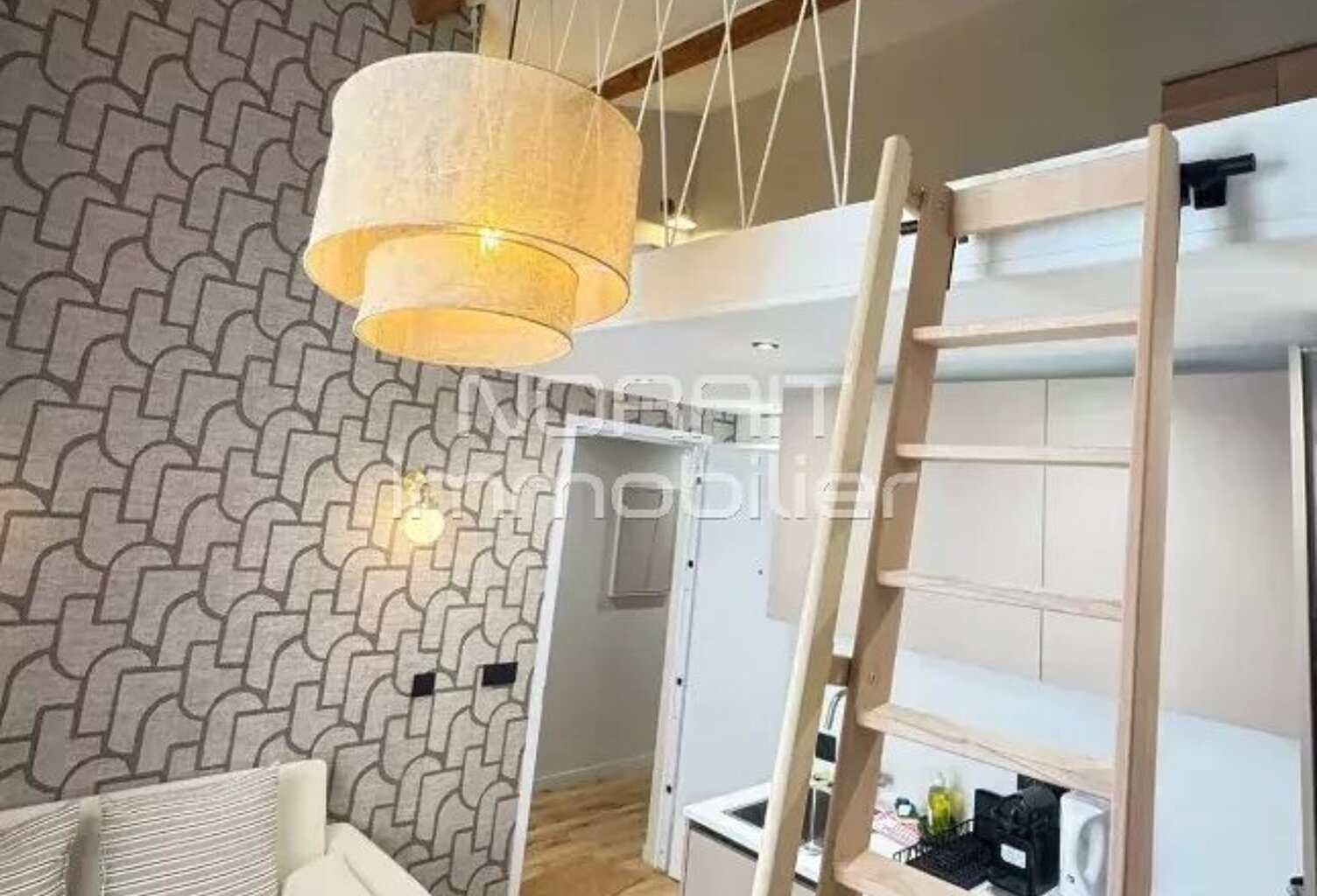 2 pièces mezzanine - le port - locatif — photo 1