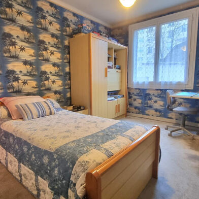 Appartement 4 pièces 260000 €