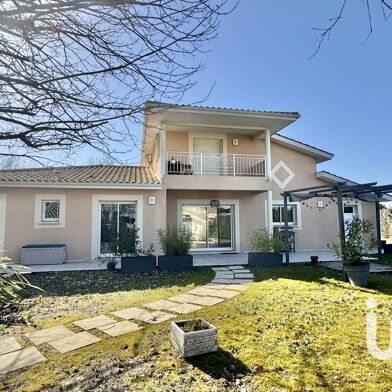 Maison 6 pièces 594000 €