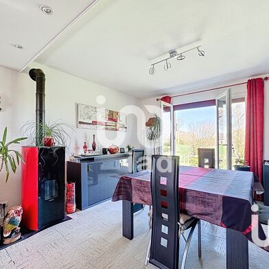 Maison 6 pièces 240300 €