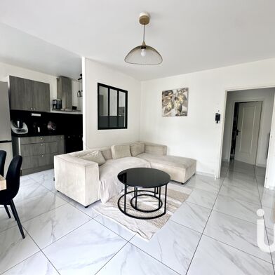 Appartement 3 pièces 215000 €