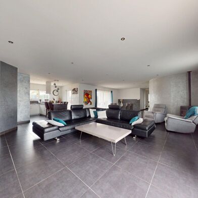 Maison 5 pièces 484000 €