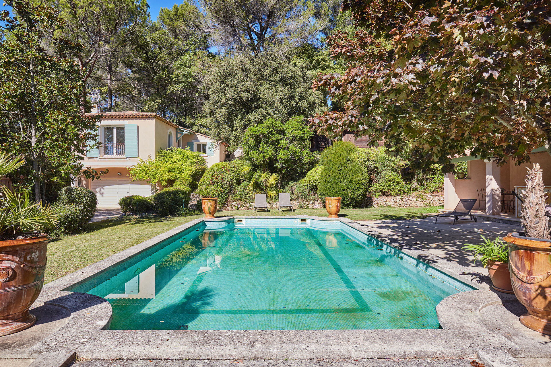 Villa / Maison  T10 à vendre Venelles 13770