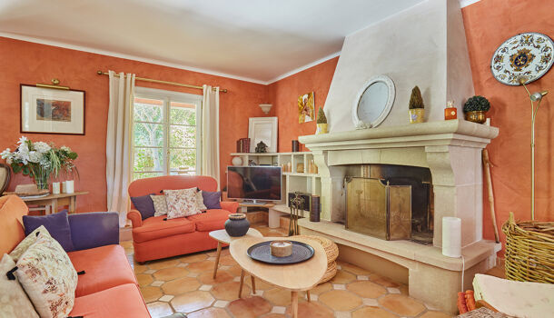 Villa / Maison 10 pièces  à vendre Venelles 13770