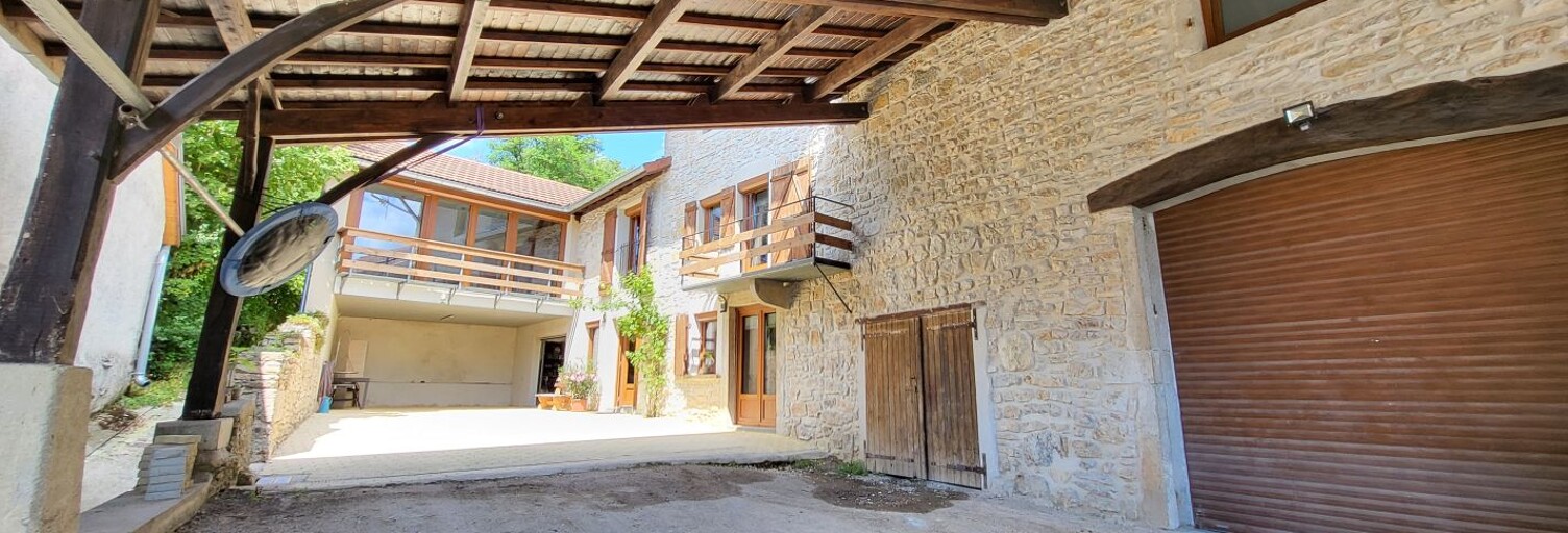 Maison 10 Pièces 333 m² à vendre à Lagnieu (01150)