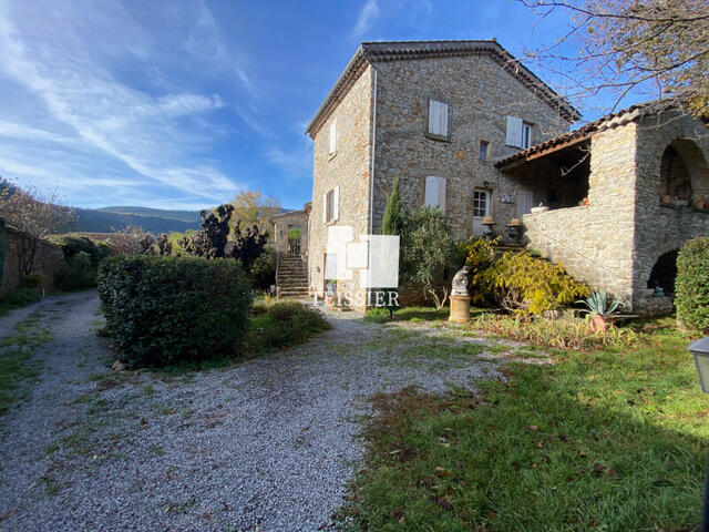 Maison proposé à Les Vans