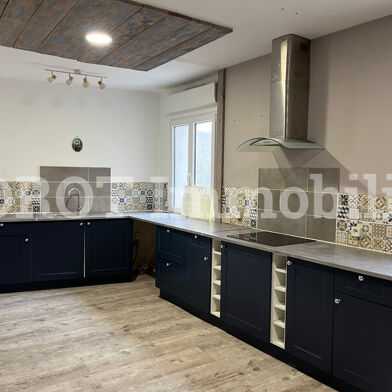 Appartement  430 €