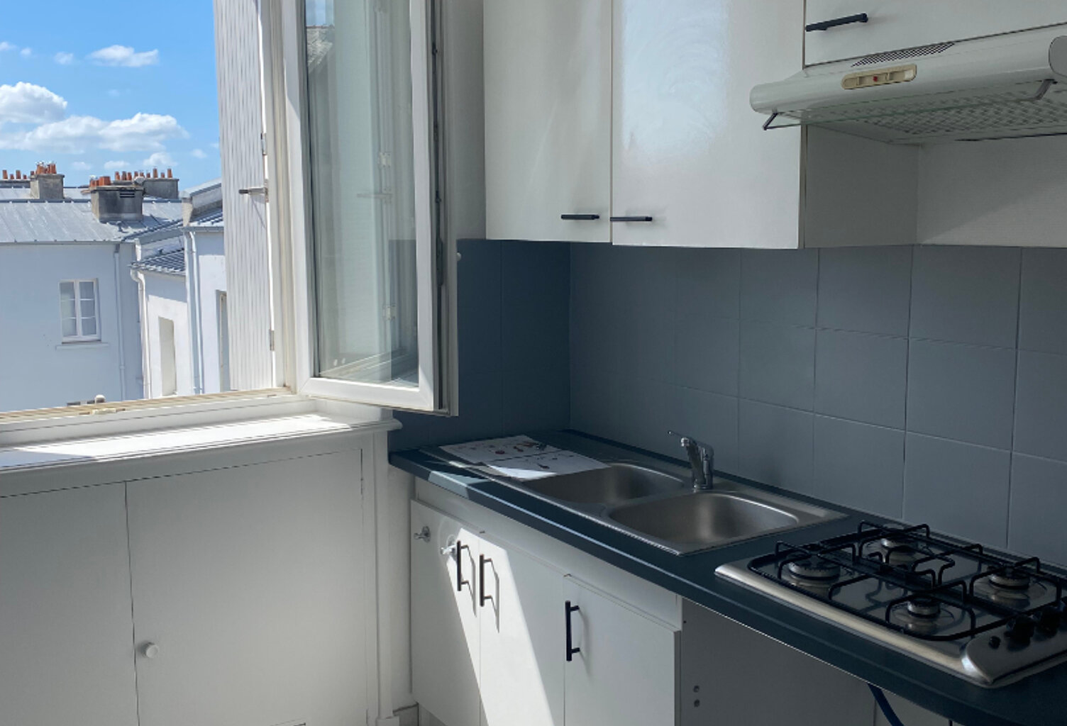 Appartement  quartier Hôpital maritime - rue de Lyon — photo 1
