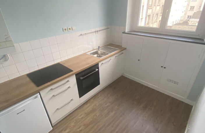 PROCHE PLACE WILSON - T2 — photo 2
