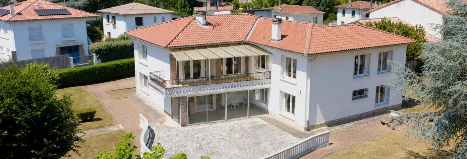 Maison 7 Pièces 245 m² à vendre à Saint-Girons (09200)
