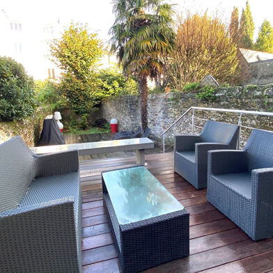 Maison 6 pièces 748800 €