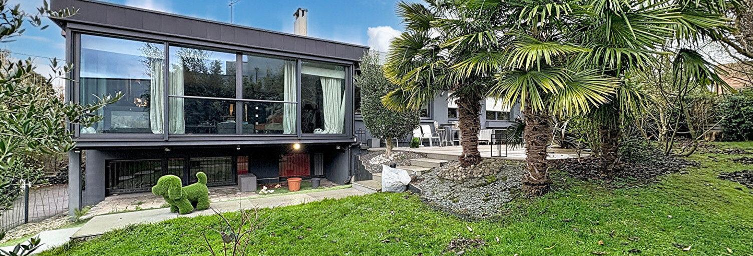 Maison 6 Pièces 221 m² à vendre à Mont-Saint-Aignan (76130)