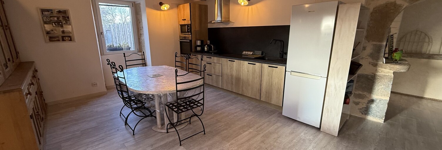 Maison 10 Pièces 238 m² à vendre à Lissac-et-Mouret (46100)