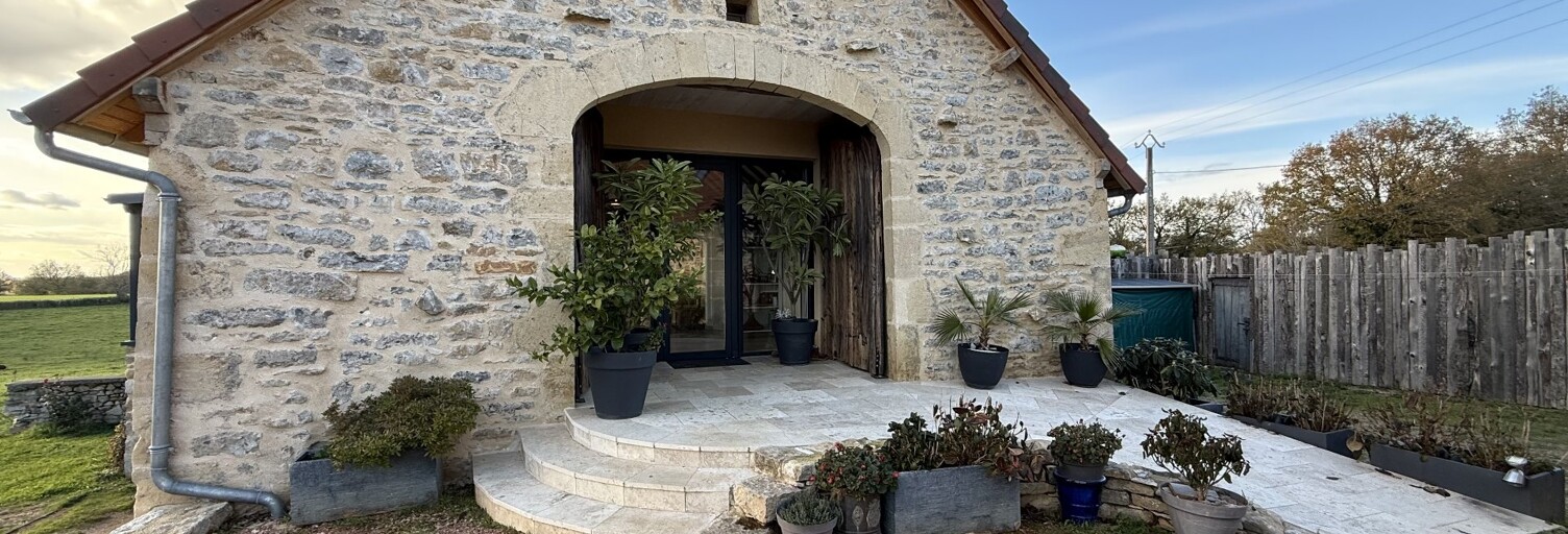 Maison 10 Pièces 238 m² à vendre à Lissac-et-Mouret (46100)