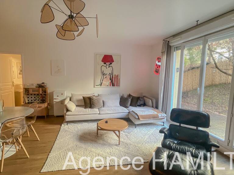 Appartement en rez-de-jardin — photo 1