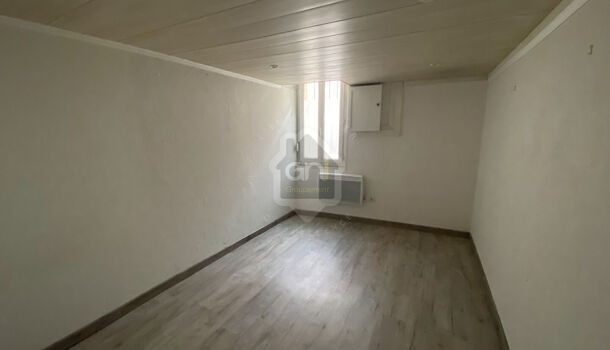 Appartement 2 pièces  à louer Nîmes 30900