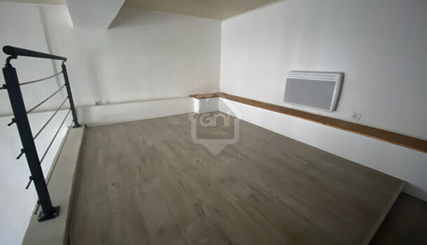 Appartement 2 pièces  à louer Nîmes 30900