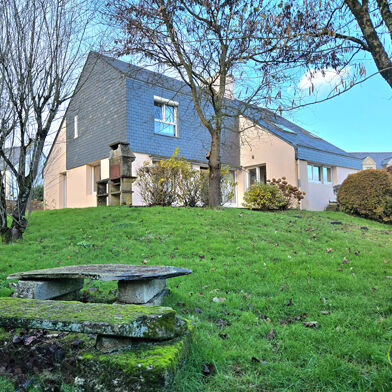 Maison 6 pièces 254640 €