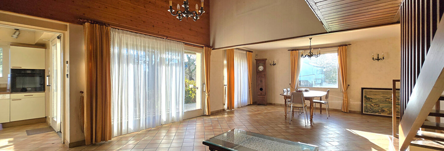 Maison 6 Pièces 173 m² à vendre à Sérent (56460)