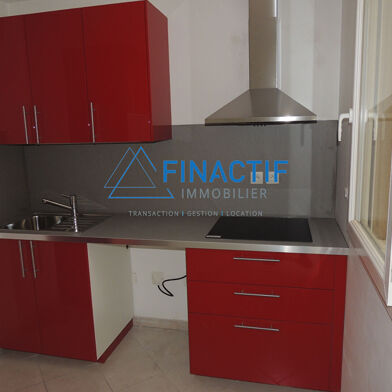 Appartement 3 pièces 1060 €